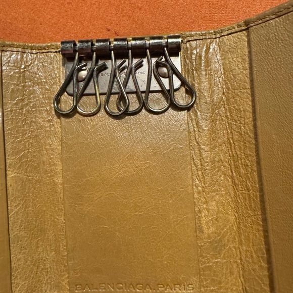 Balenciaga Tan Key holder - Picture 5 of 8